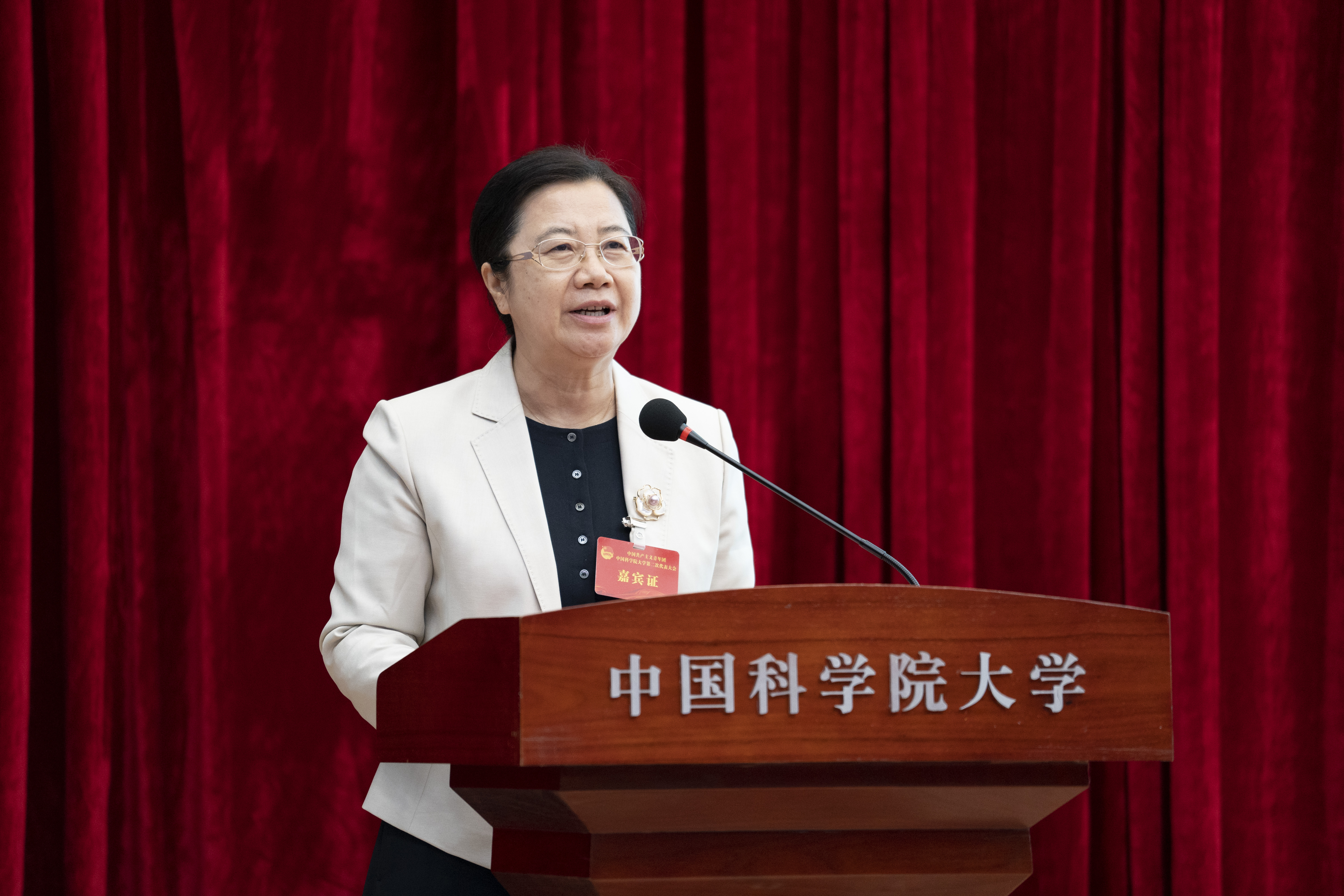 王校长2.JPG